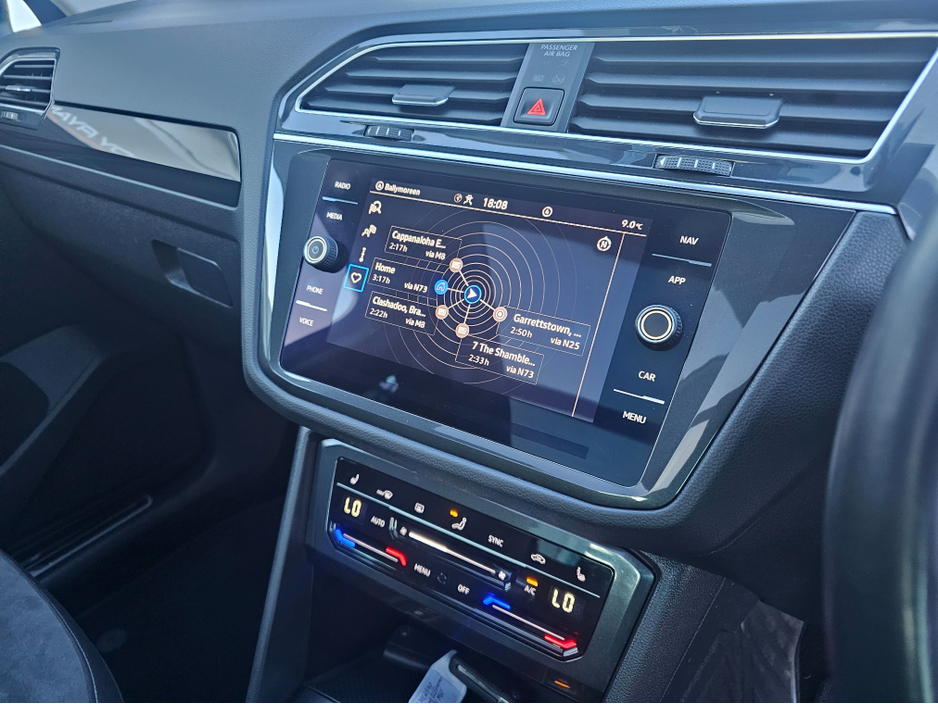 2023 Volkswagen Tiguan - image 15