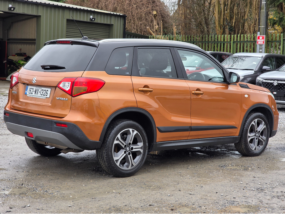 2015 Suzuki Vitara - image 8