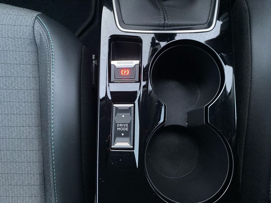 2022 Peugeot 2008 - image 20