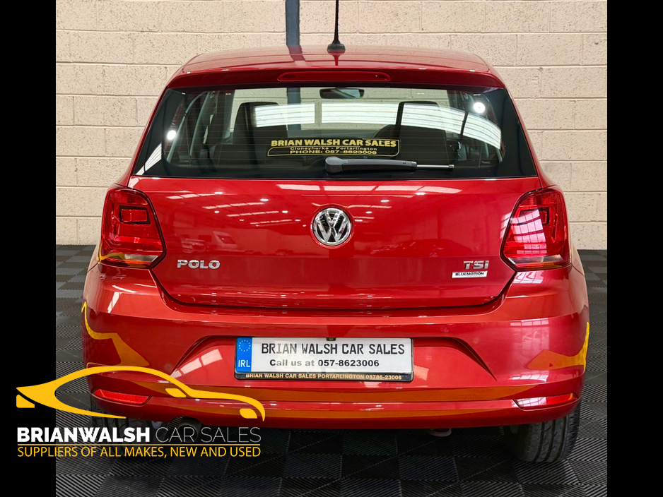 2017 Volkswagen Polo - image 2