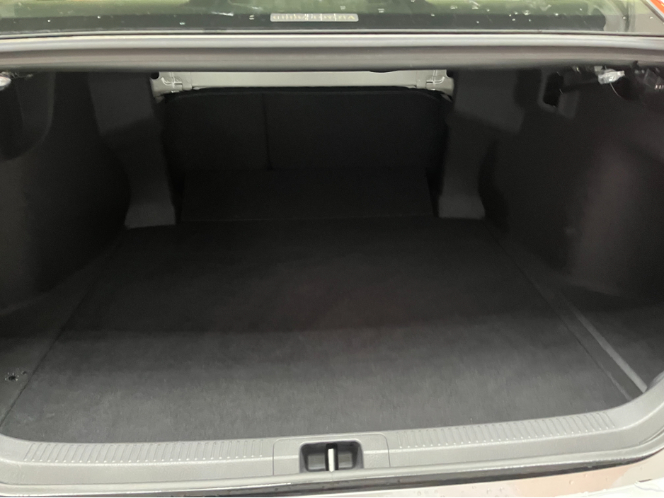 2022 Toyota Camry €30950 2022 TOYOTA CAMRY X 2.5 AUTOMATIC / CRUISE CONTROL / REVERSE CAMERA AND MORE €30,950