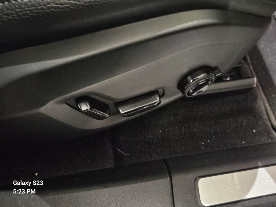 2023 Volvo XC60 T6 PHEV PLUS DARK AWD 5DR AUTO €53,950