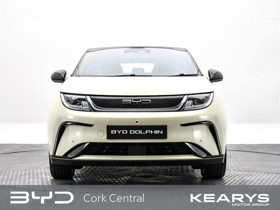 2026 BYD Dolphin - image 3