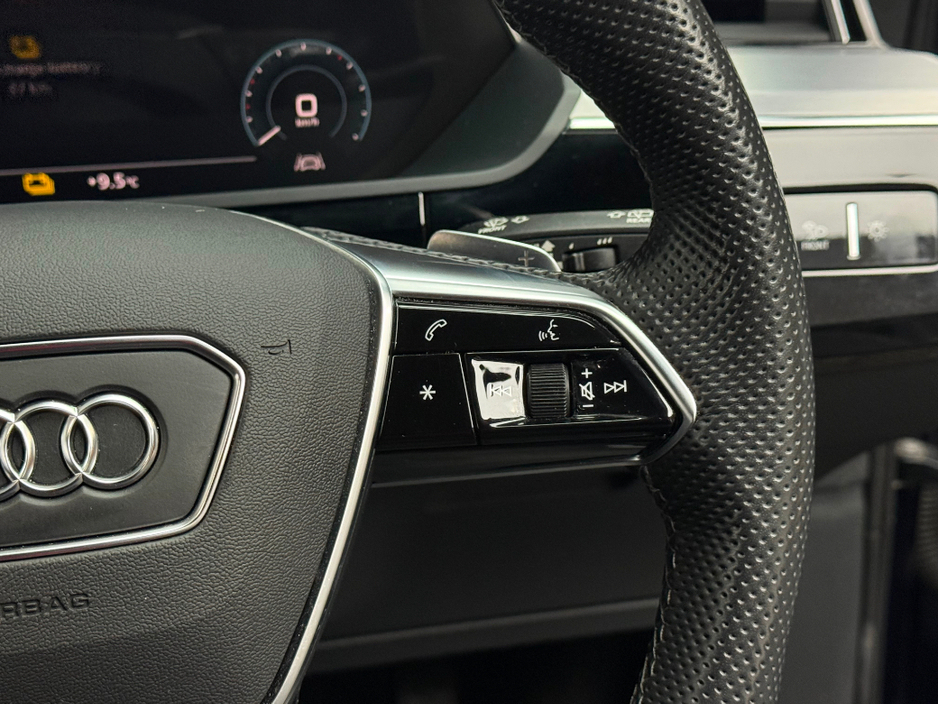 2023 Audi e-tron 50 BLACK EDITION QUATTRO €39,990