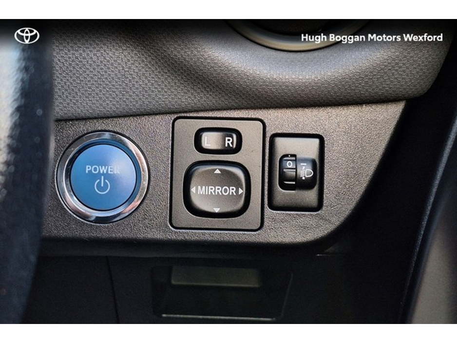 2016 Toyota Yaris HYBRID LUXURY IRISH CAR! €14,995