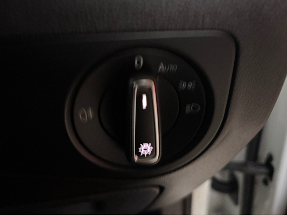 2024 Volkswagen Tiguan - image 12