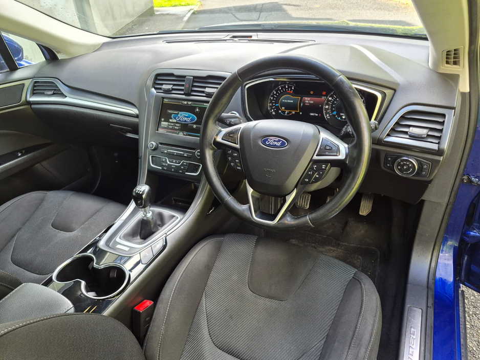 2016 Ford Mondeo - image 16