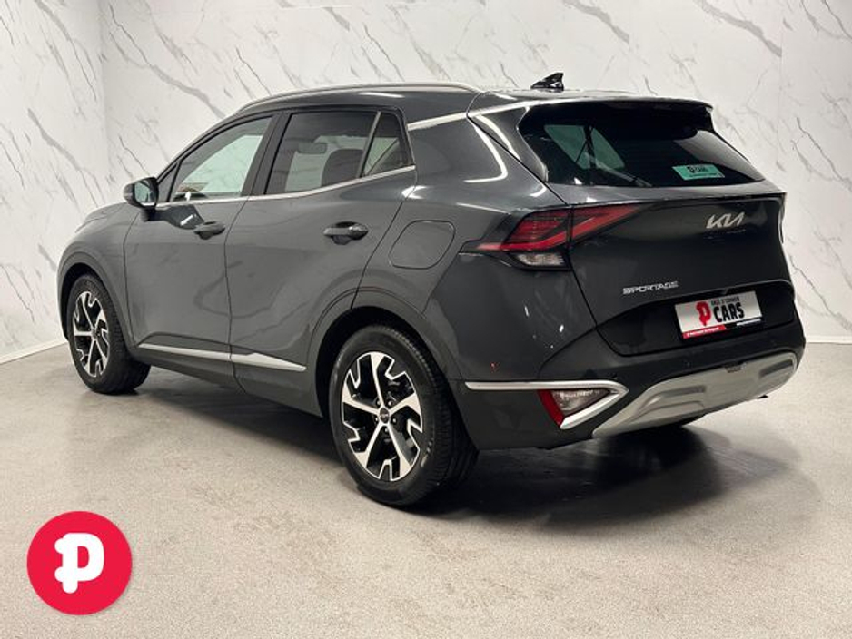 2023 Kia Sportage - image 3