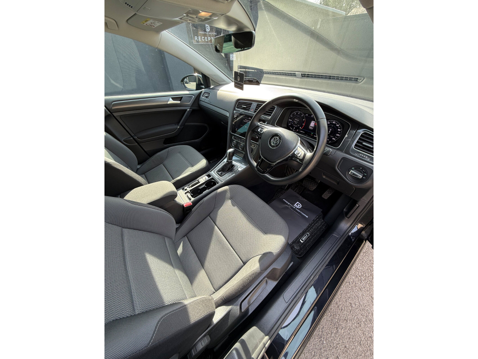 2018 Volkswagen Golf - image 10