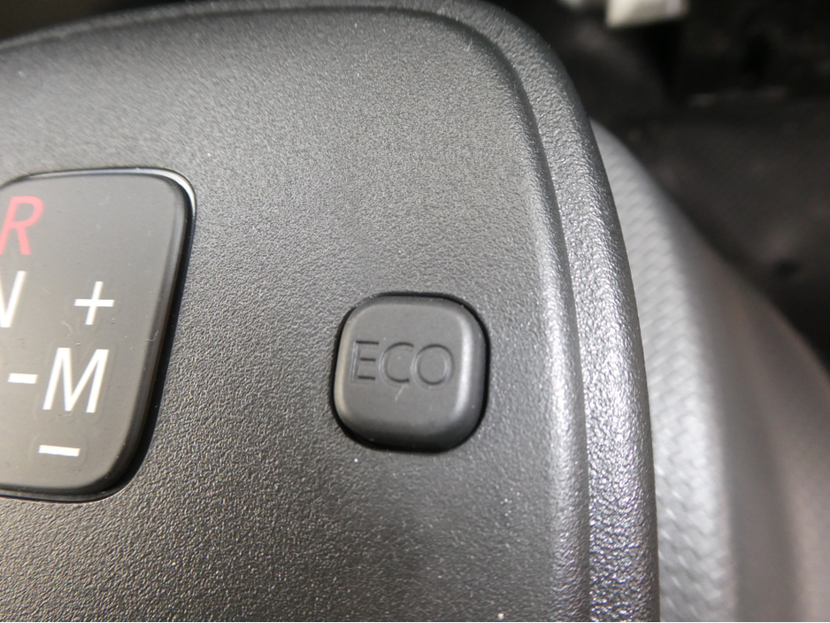 2026 Isuzu NPR - image 19