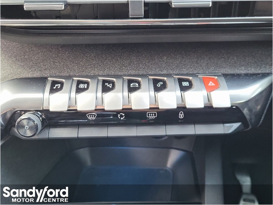 2023 Peugeot 3008 1.2 PureTech ALLURE*FSH* €31,950