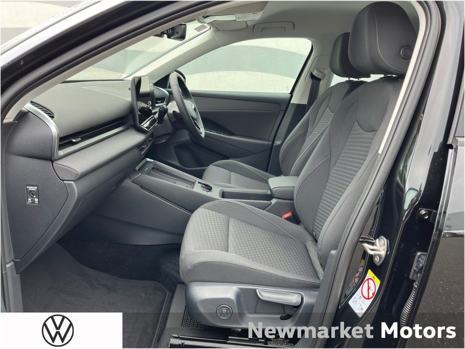 2026 Volkswagen T-Roc - image 21