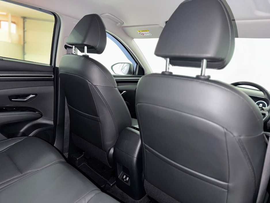 2022 Hyundai Tucson - image 6