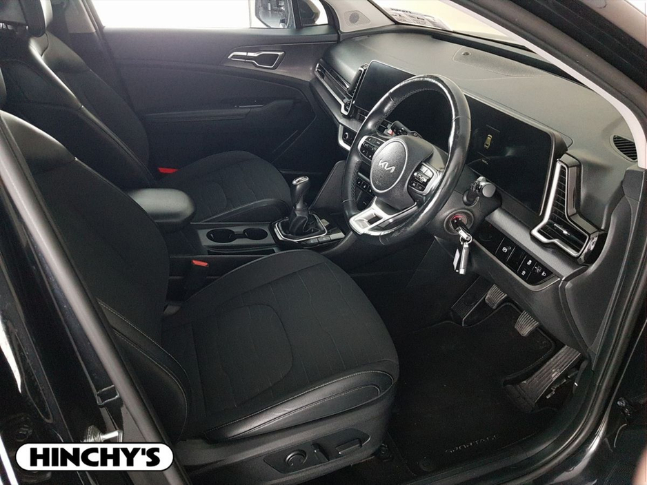 2022 Kia Sportage - image 6