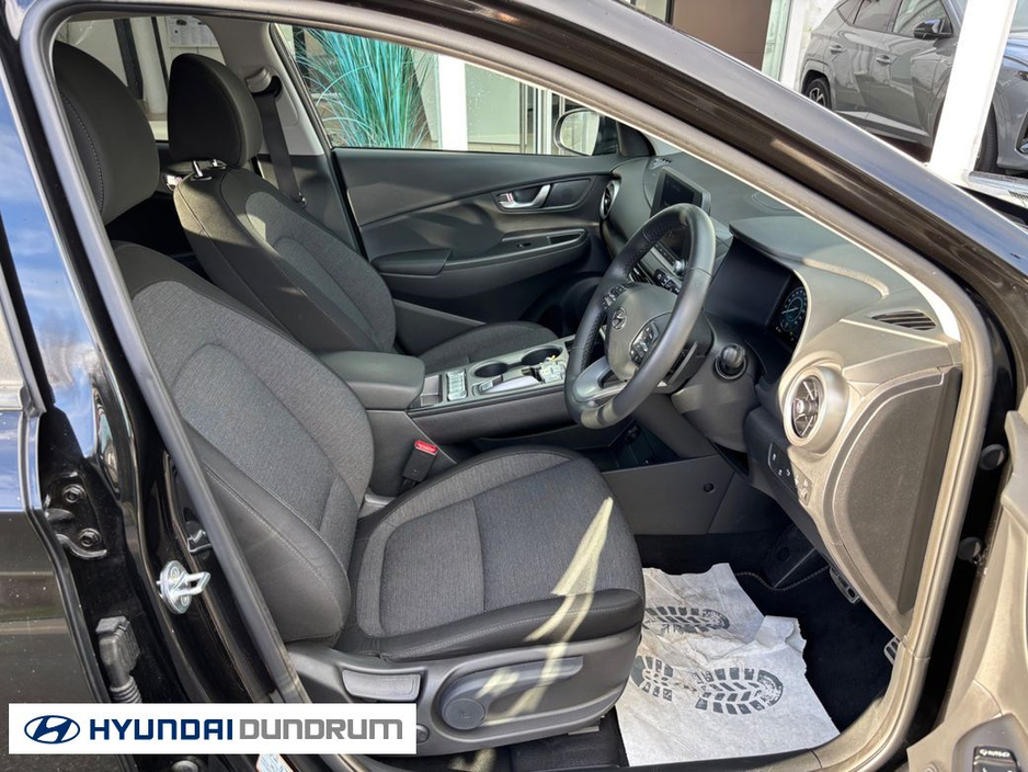 2022 Hyundai Kona Kauai Executive EV 5DR Auto