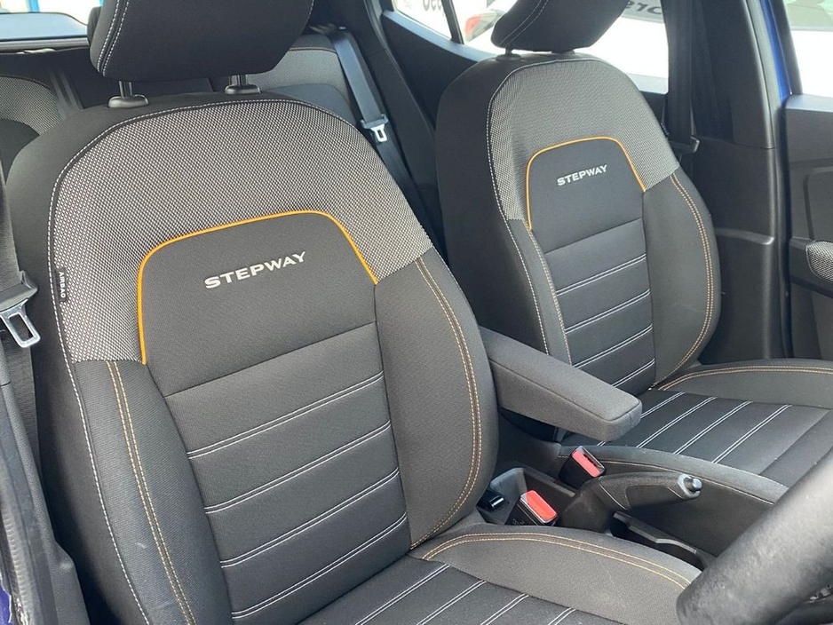 2021 Dacia Sandero - image 29