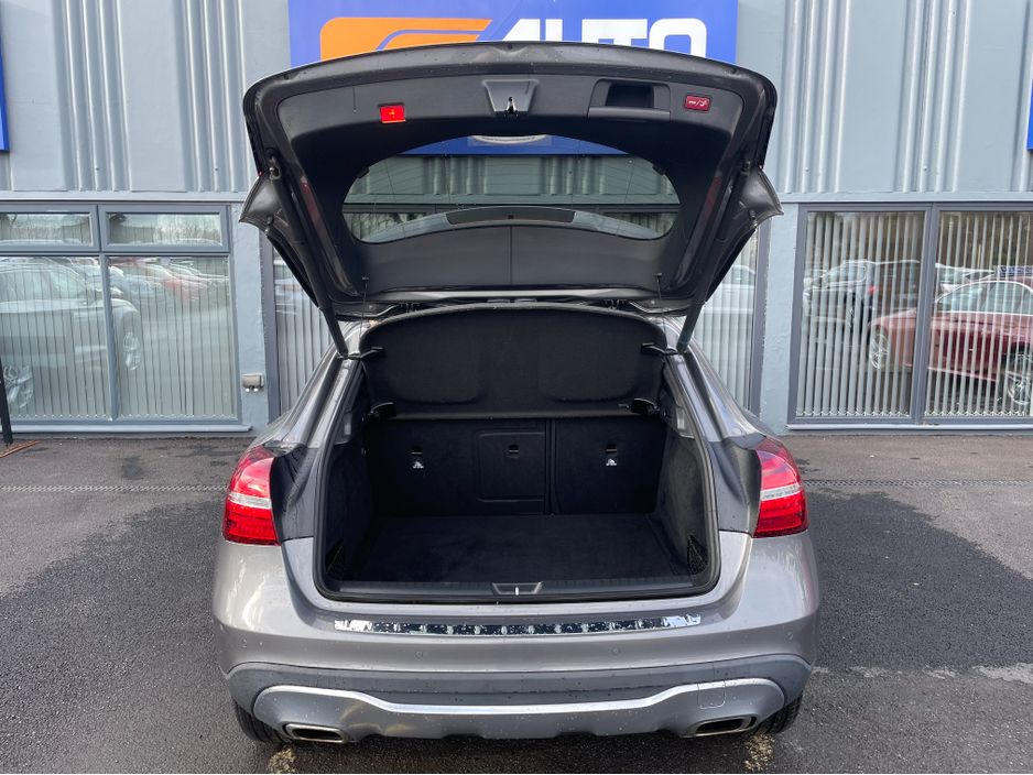 2017 Mercedes-Benz GLA Class 200 D SPORT PREMIUM + AUTO 5DR €17,950