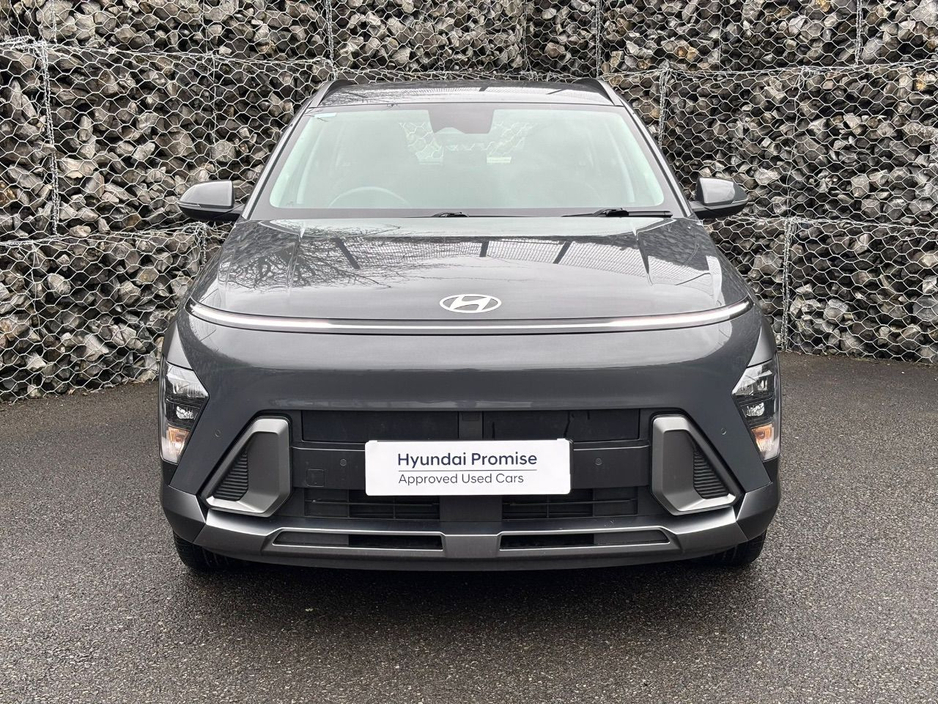 2023 Hyundai Kona - image 2