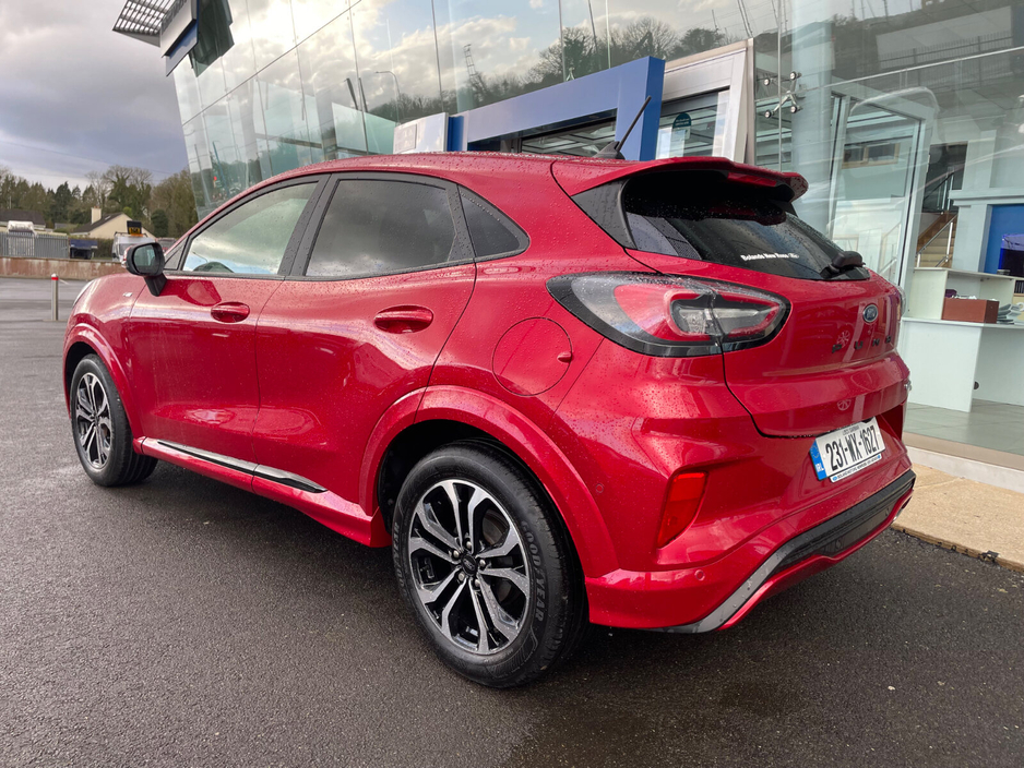 2023 Ford Puma - image 3