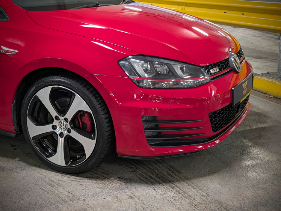 2015 Volkswagen Golf - image 6