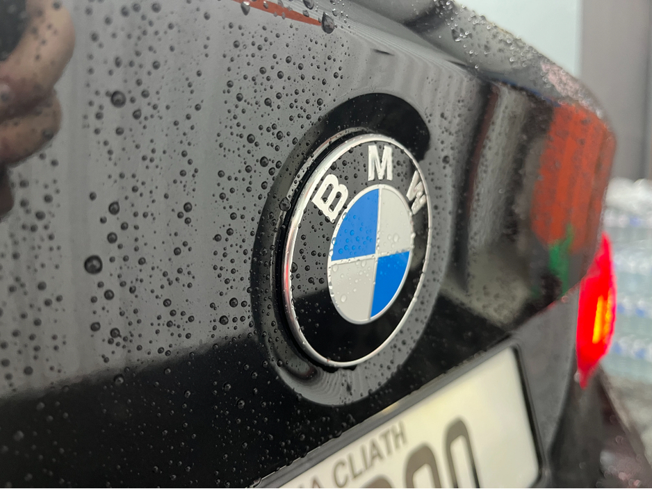 2019 BMW 3 Series 2019 BMW 320D LUXURY 2.0 AUTOMATIC / CRUISE CONTROL / REVERSE CAMERA / ELECTRIC MEMORY & HEATED SEATS AND MORE