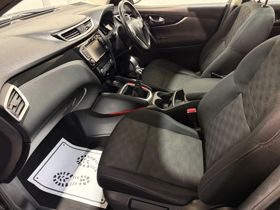 2016 Nissan Qashqai - image 10