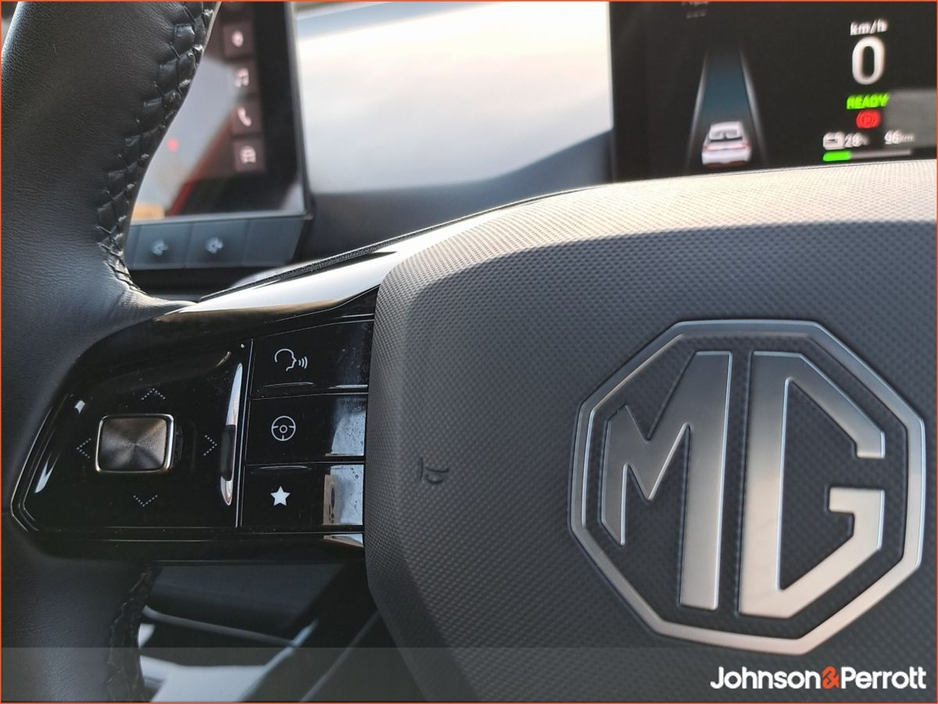 2023 MG 4 LONG RANGE LIKE NEW CONDITION €22,900