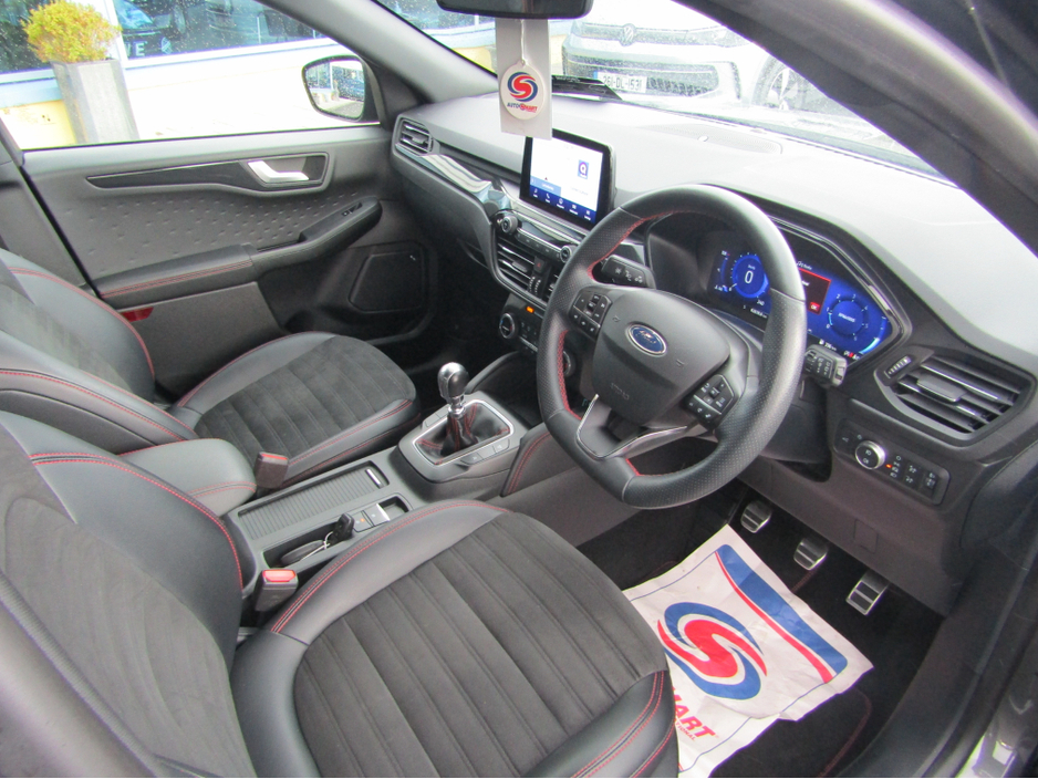 2021 Ford Kuga - image 12