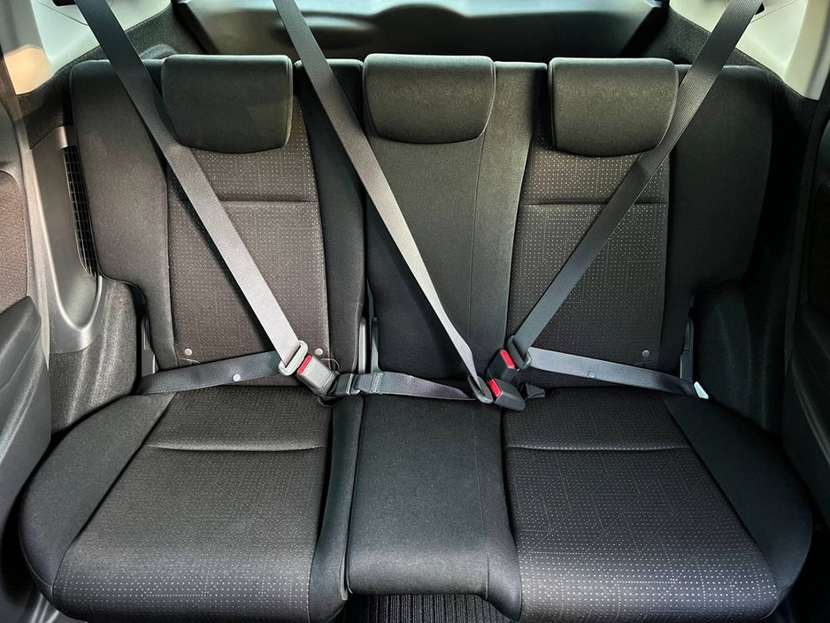 2016 Honda Fit F-PACKAGE 1.5 HYBRID // SERVICE HISTORY // REVERSE CAMERA // DIGITAL CLIMATE CONTROL €10,900