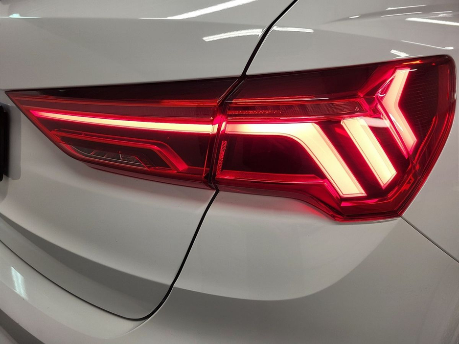 2024 Audi Q3 45 TFSI E S Tronic S line €43,975