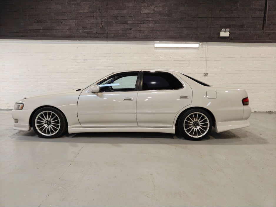 1993 Toyota Chaser - image 4