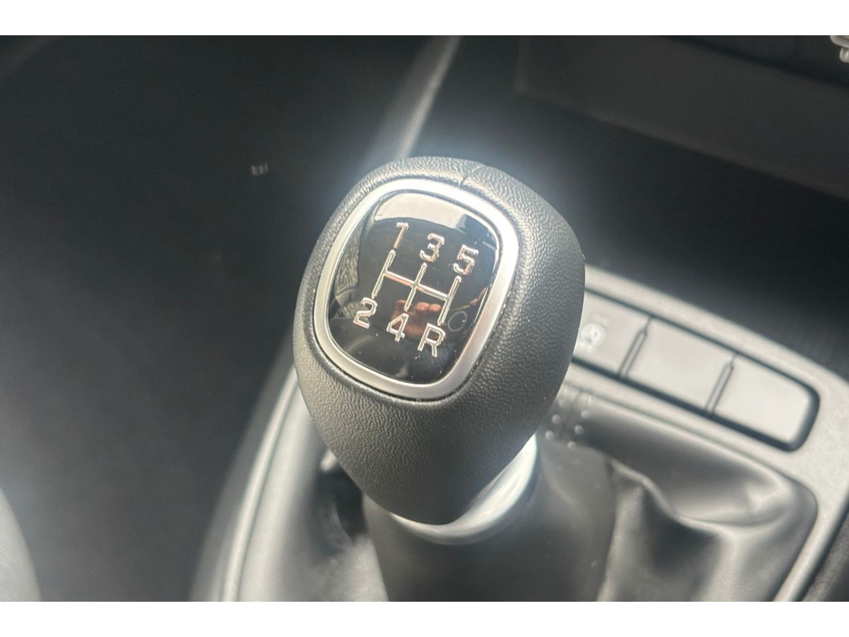 2024 Hyundai i10 ADVANCE €17,995