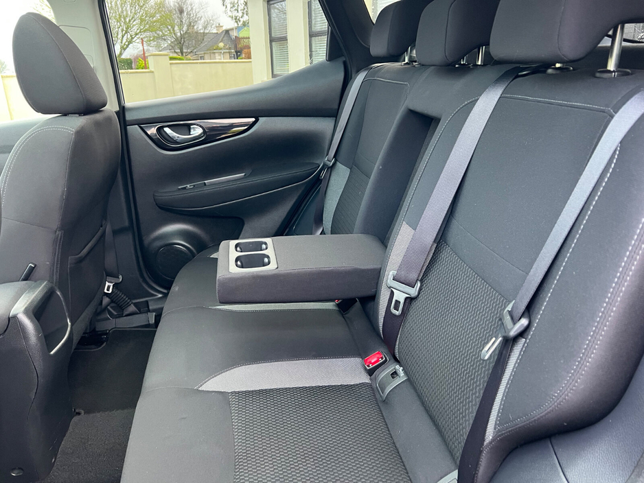 2018 Nissan Qashqai 1.2 PET SV CVT €15,950