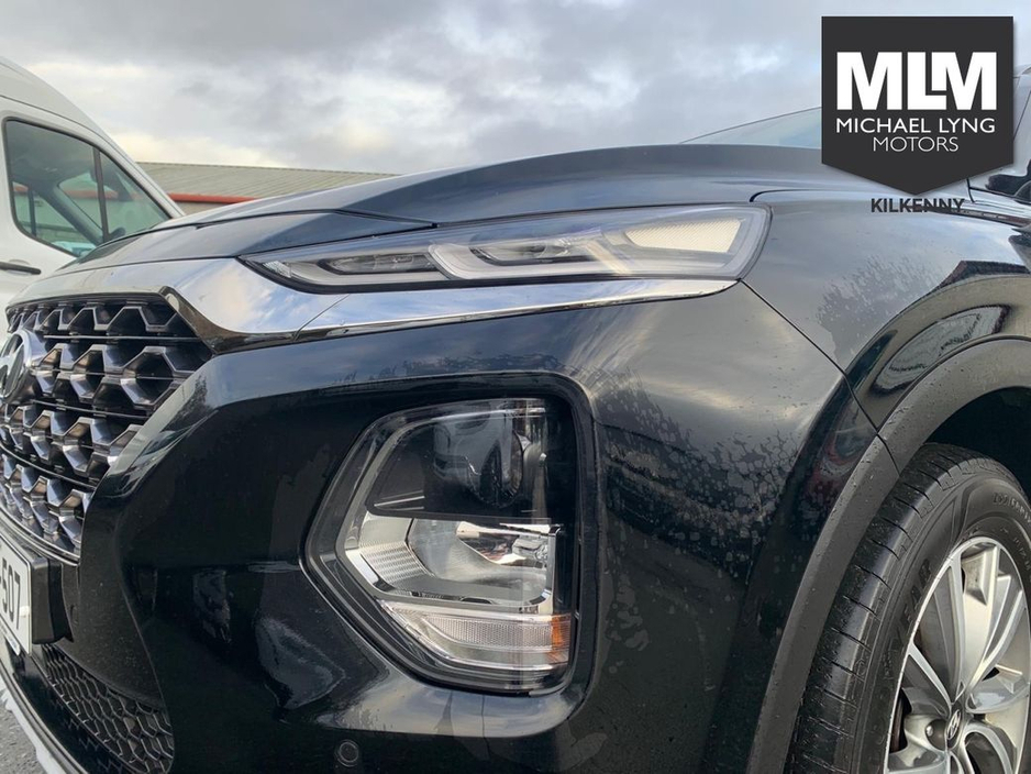 2020 Hyundai Santa Fe - image 4