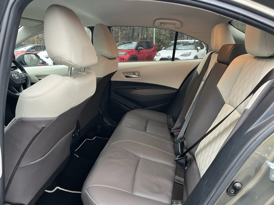 2020 Toyota Corolla - image 7