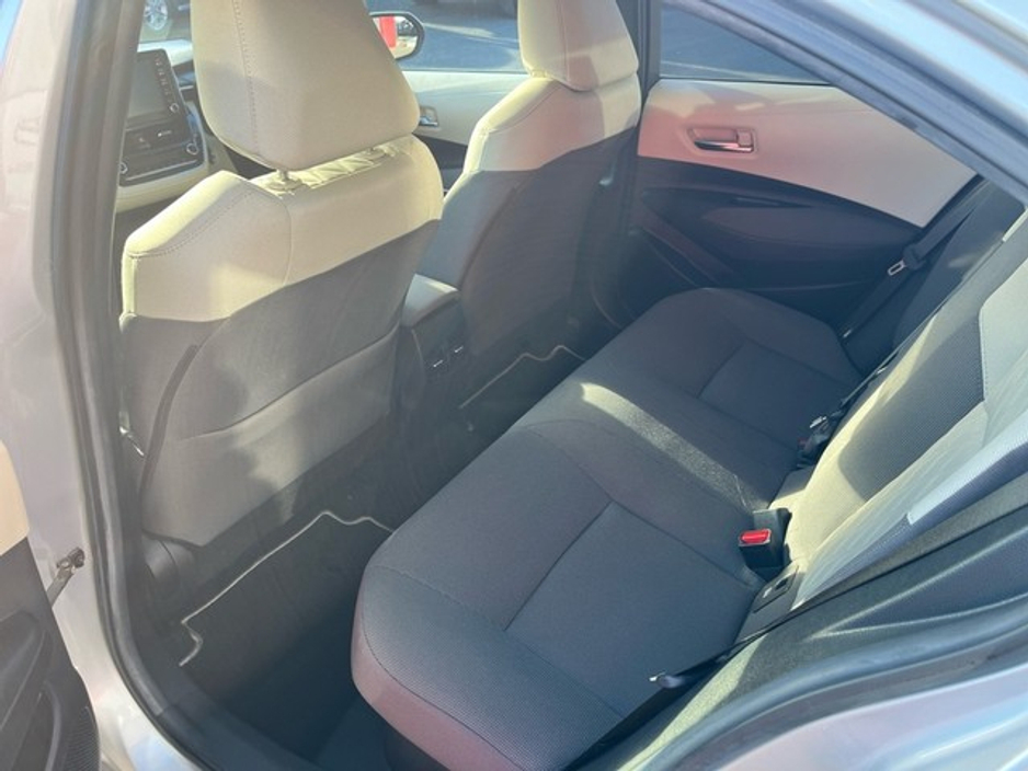 2021 Toyota Corolla - image 7