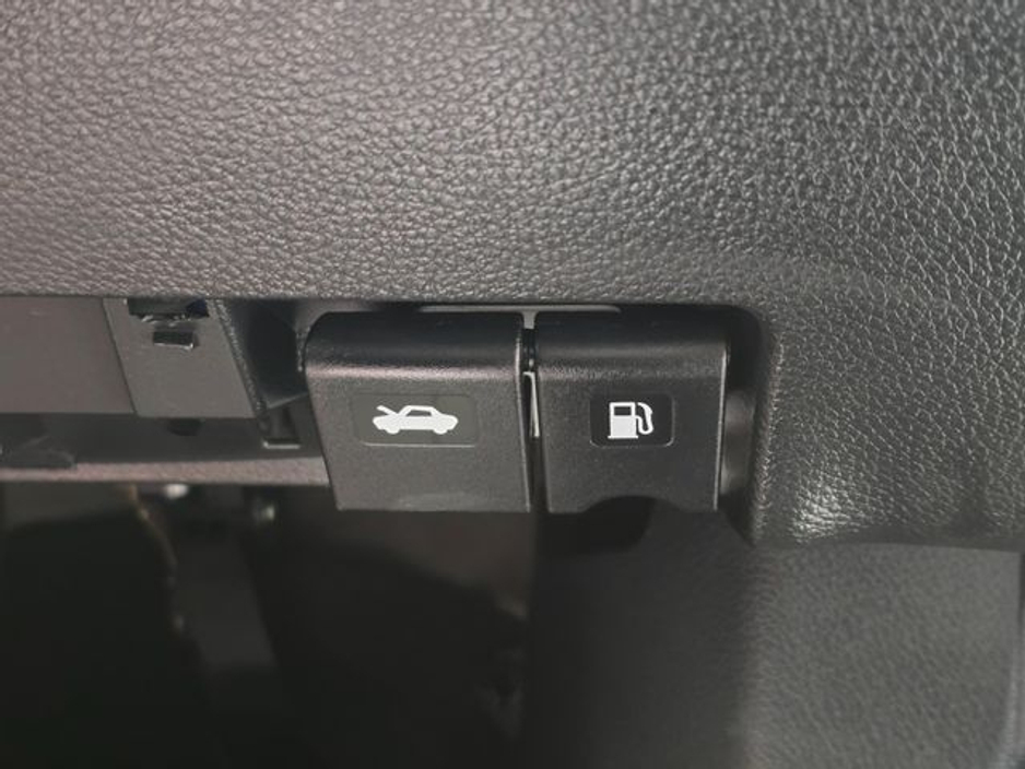 2017 Nissan Qashqai - image 23