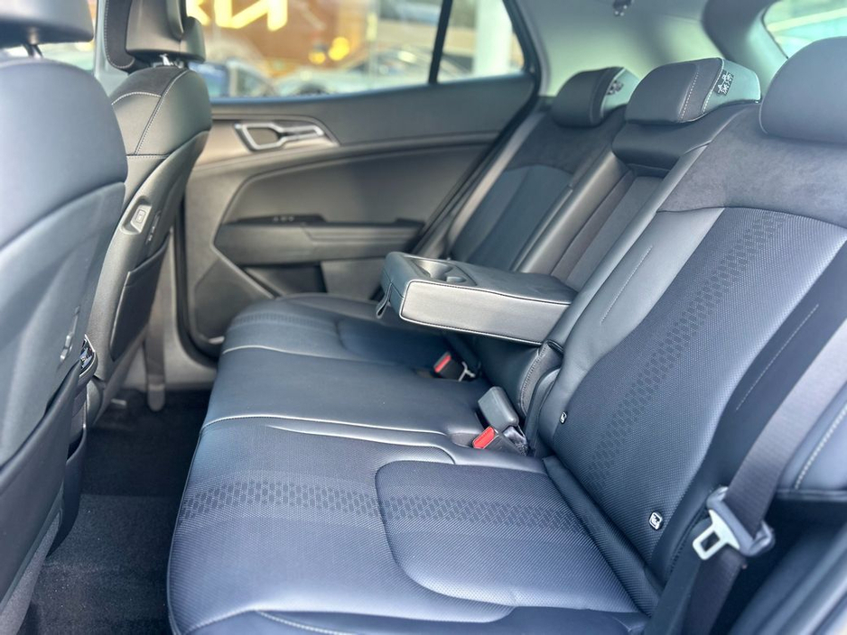2026 Kia Sportage - image 10
