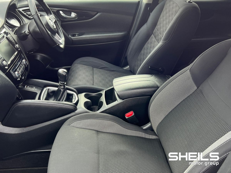 2019 Nissan Qashqai 1.5 Diesel SV *Panoramic Glass Roof* €16,500