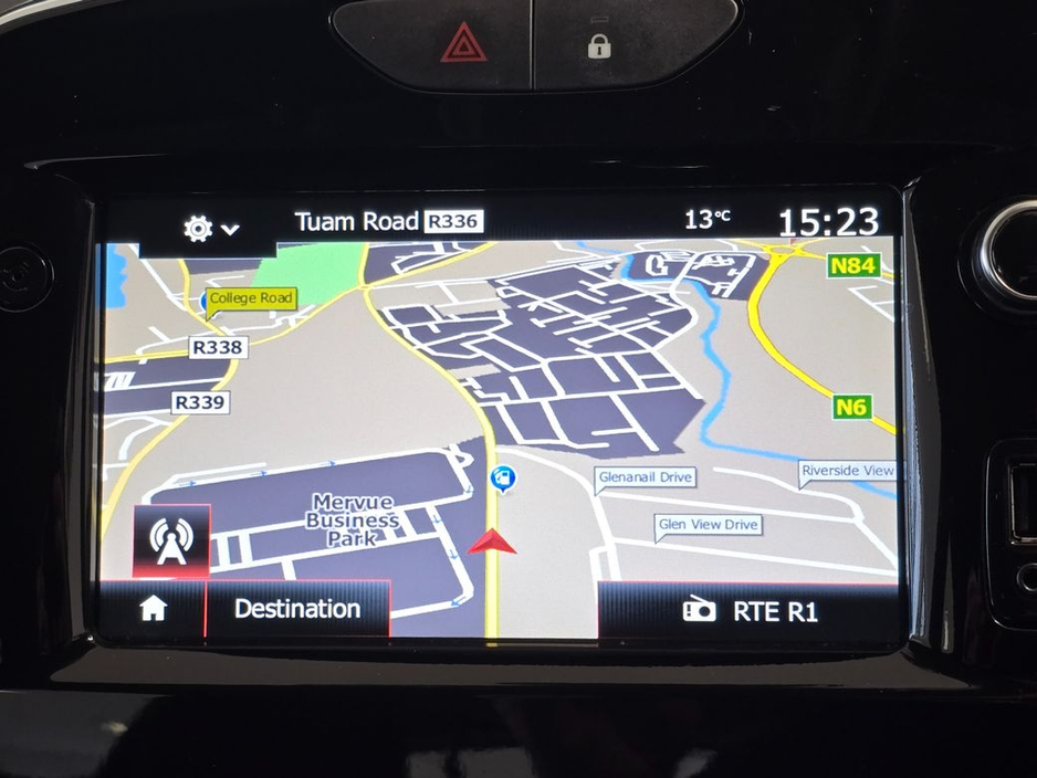 2019 Renault Clio - image 11