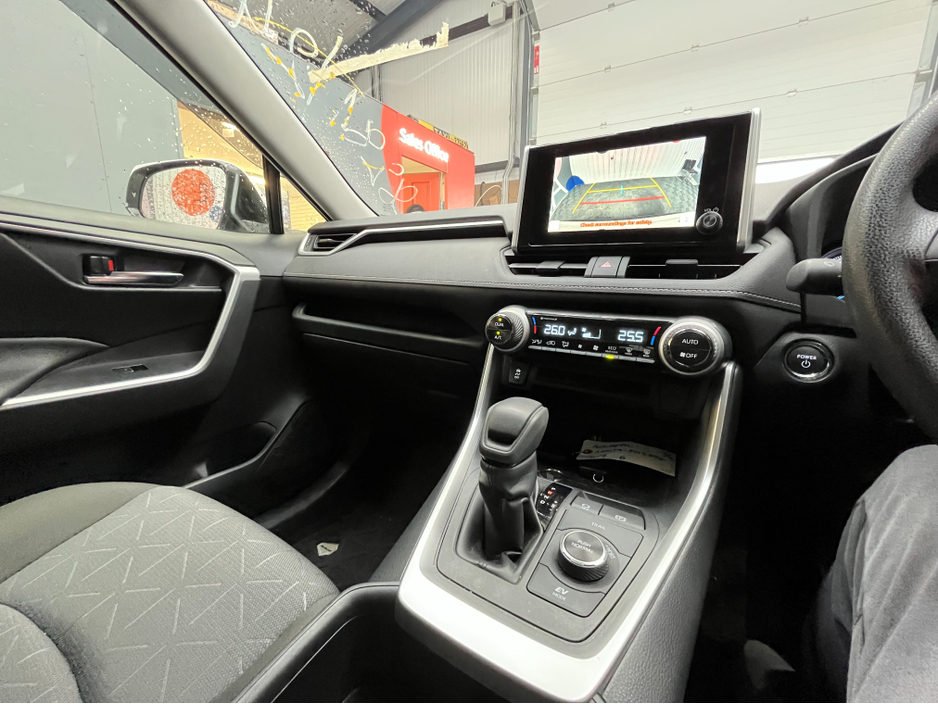 2024 Toyota Rav4 - image 16