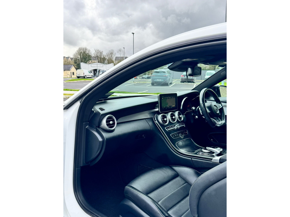 2017 Mercedes-Benz C Class - image 4