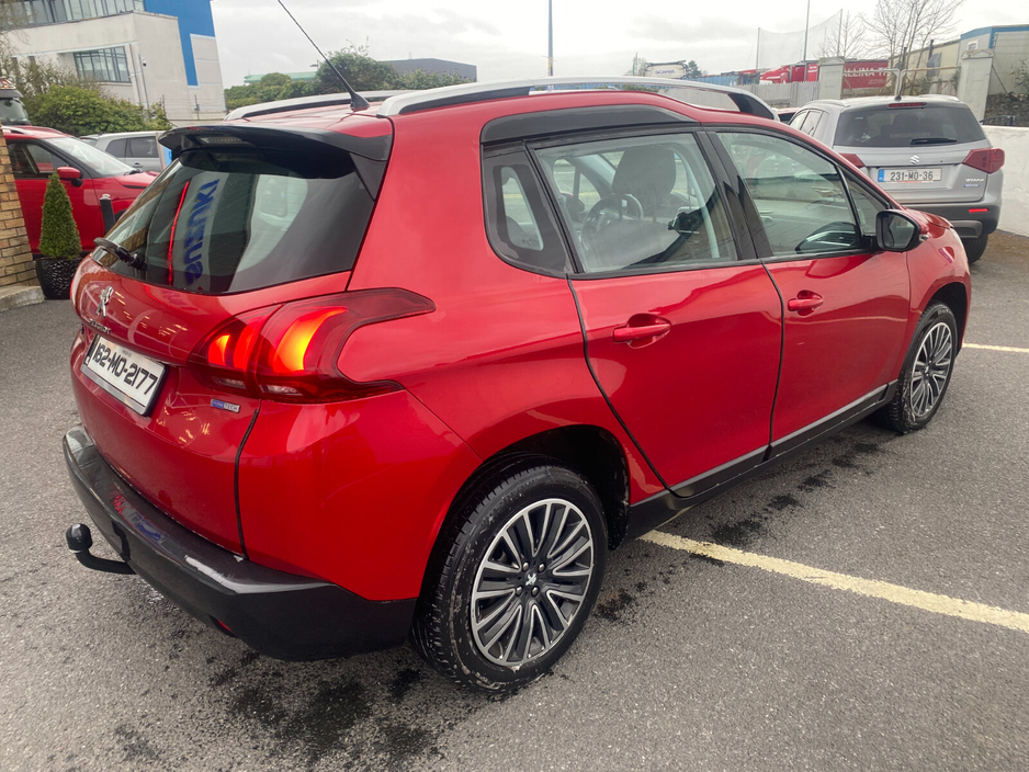 2016 Peugeot 2008 - image 7