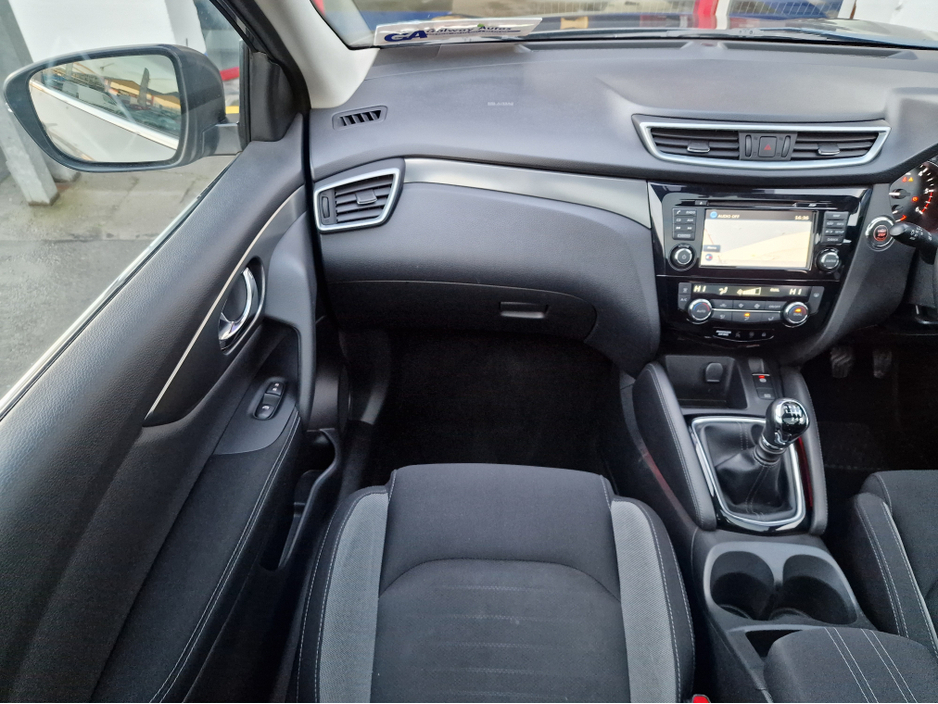 2018 Nissan Qashqai LOW MILES-N-CONNECTA-PAN.ROOF-CAMERAS- €14,450