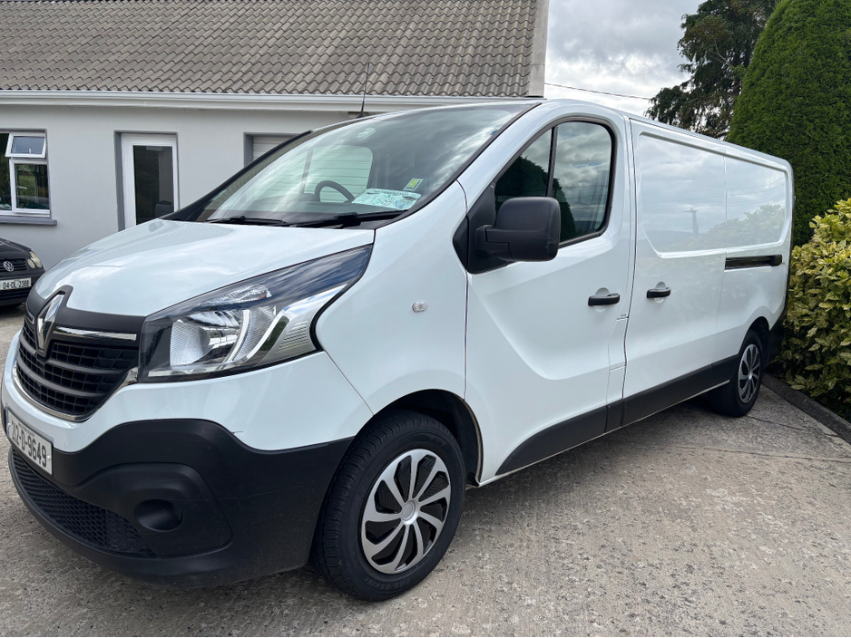 2021 Renault Trafic LL30 ENERGY DCI 120 BUSINESS P €14,500
