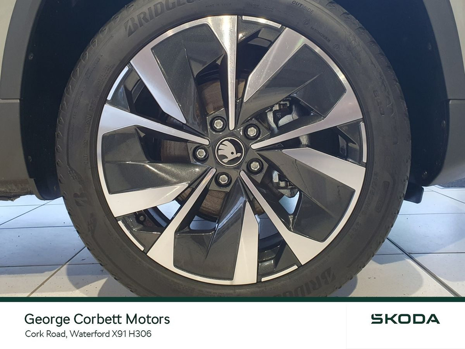 2026 Skoda Karoq Selection+ 1.0 TSI - Available for Immediate Delivery €45,335