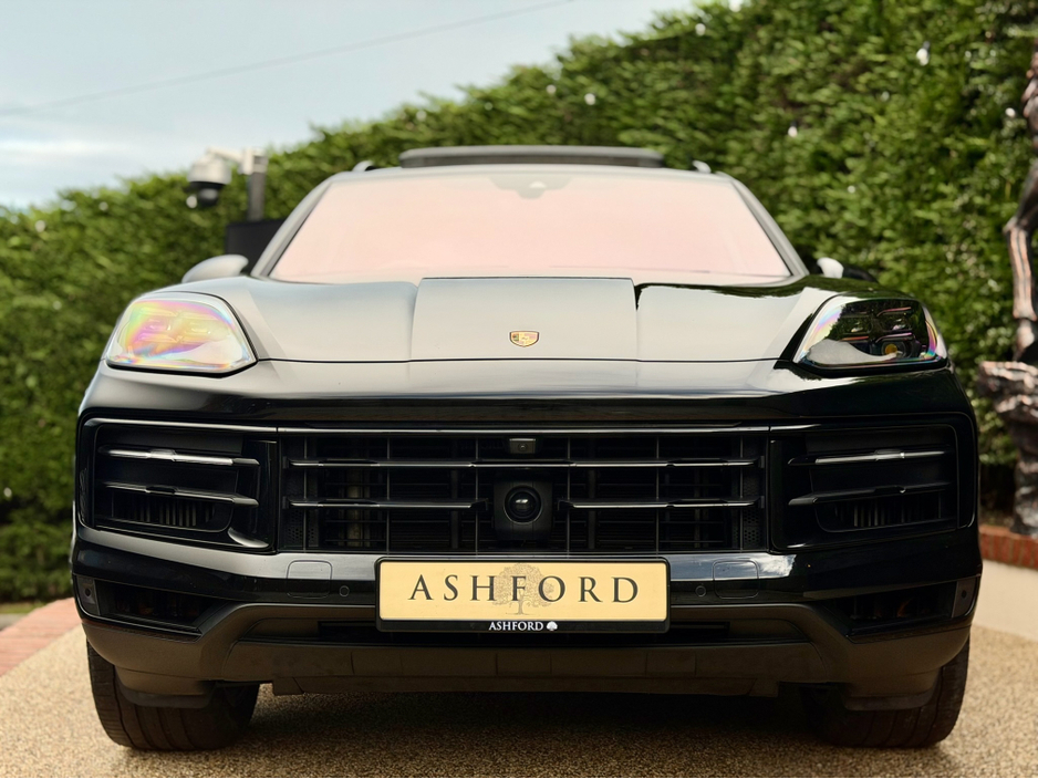 2024 Porsche Cayenne E-HYBRID 5DR AUTO €102,950