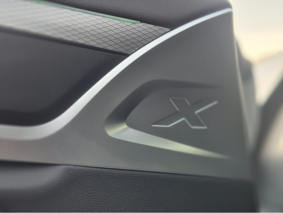 2019 BMW X3 - image 6