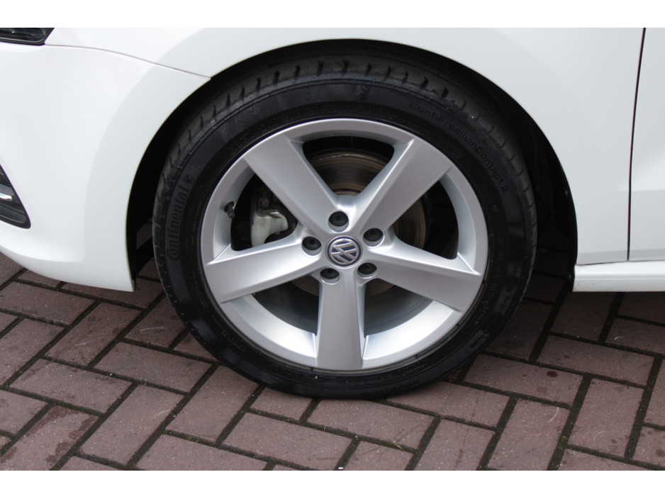 2018 Volkswagen Polo - image 22