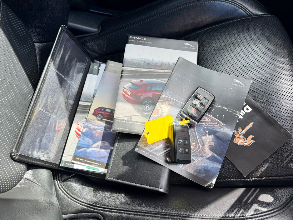 2019 Jaguar E-Pace - image 26